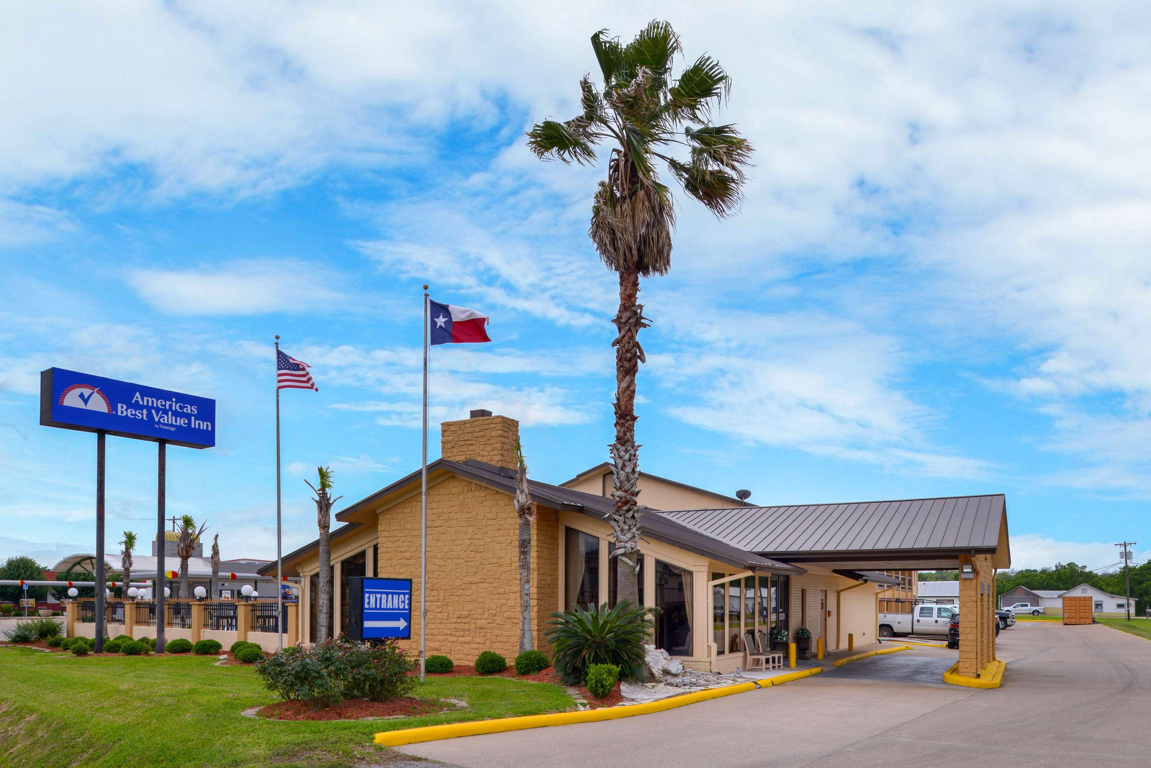 Americas Best Value Inn West Columbia Exteriör bild