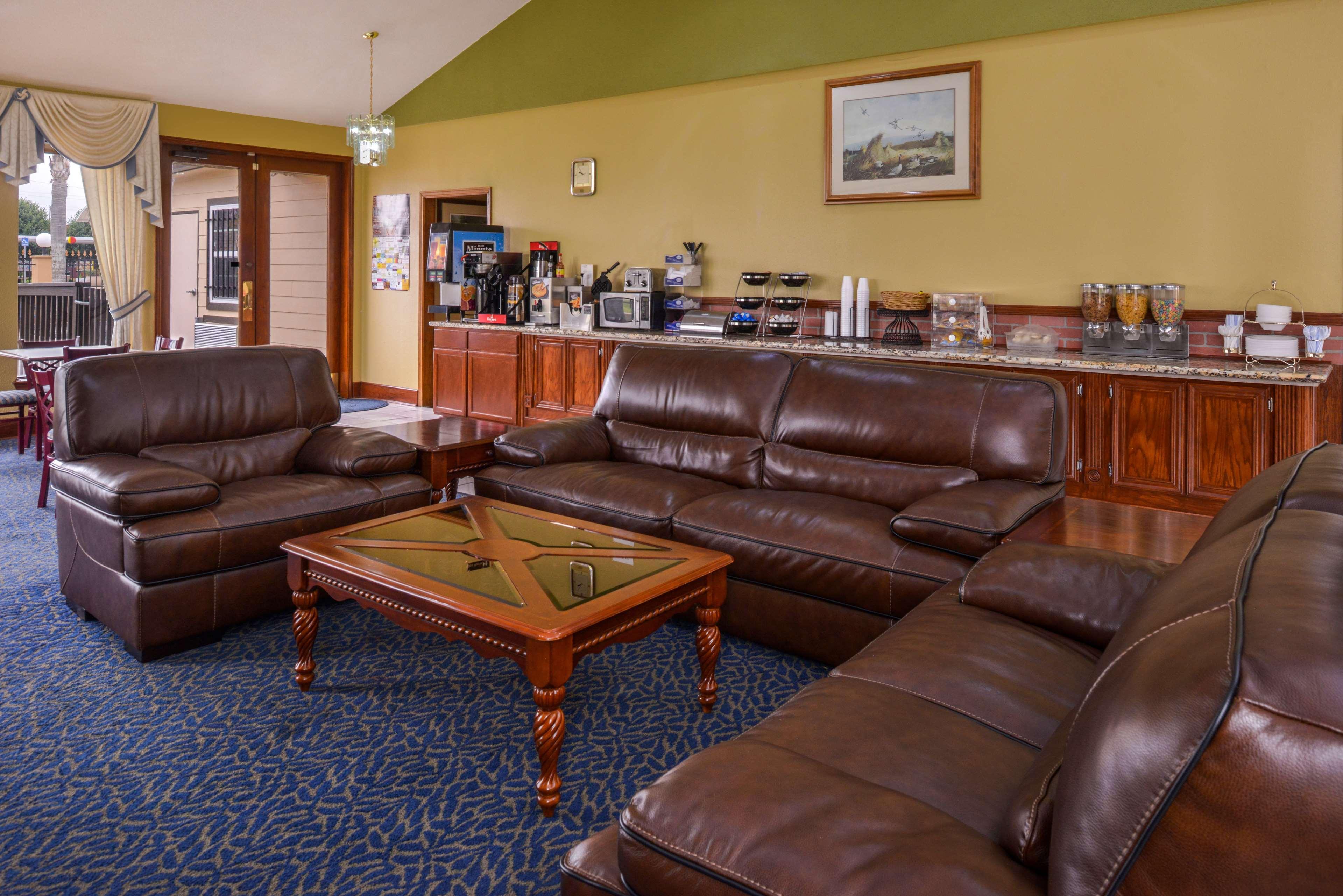 Americas Best Value Inn West Columbia Exteriör bild