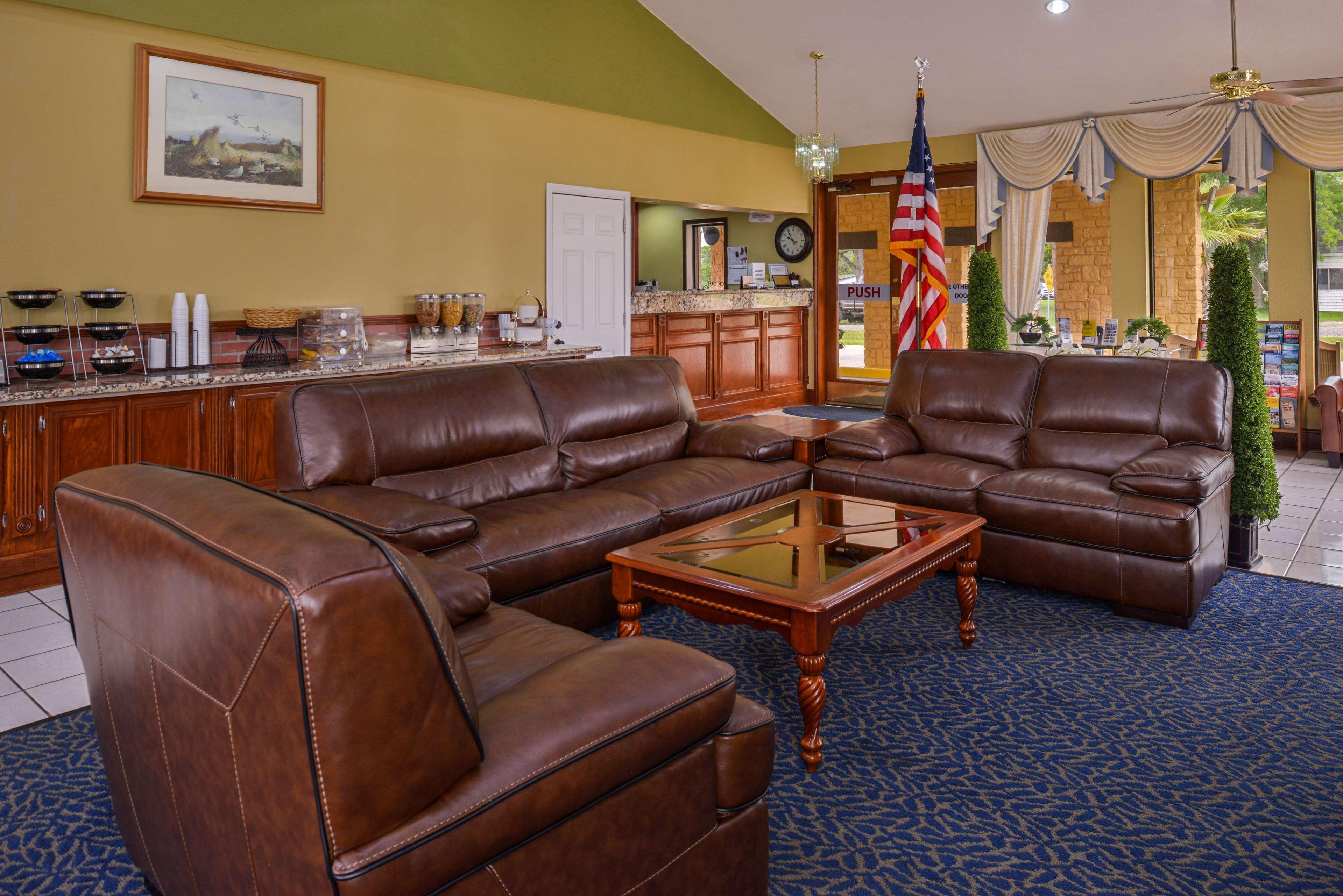 Americas Best Value Inn West Columbia Exteriör bild