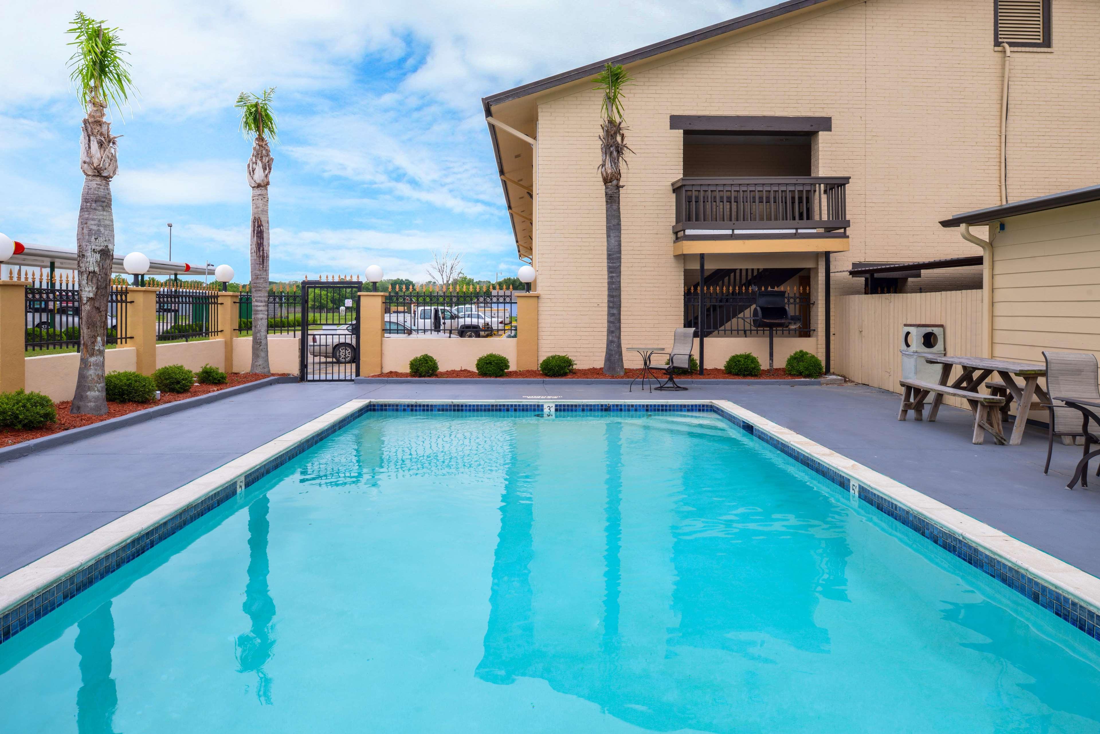 Americas Best Value Inn West Columbia Exteriör bild